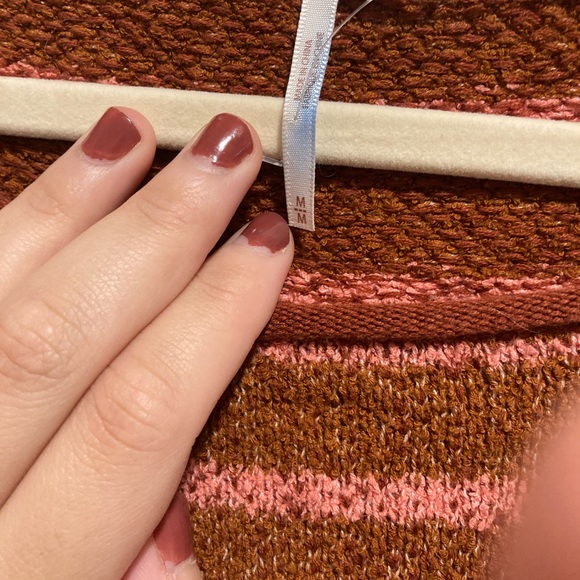 Free People sweater - Picture 2 of 2